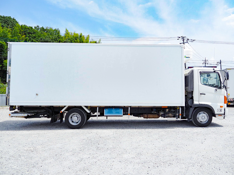 日野 冷凍バン レンジャープロ|中古トラックの販売・買取・査定のアイナビ
