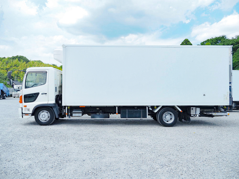 日野 冷凍バン レンジャープロ|中古トラックの販売・買取・査定のアイナビ
