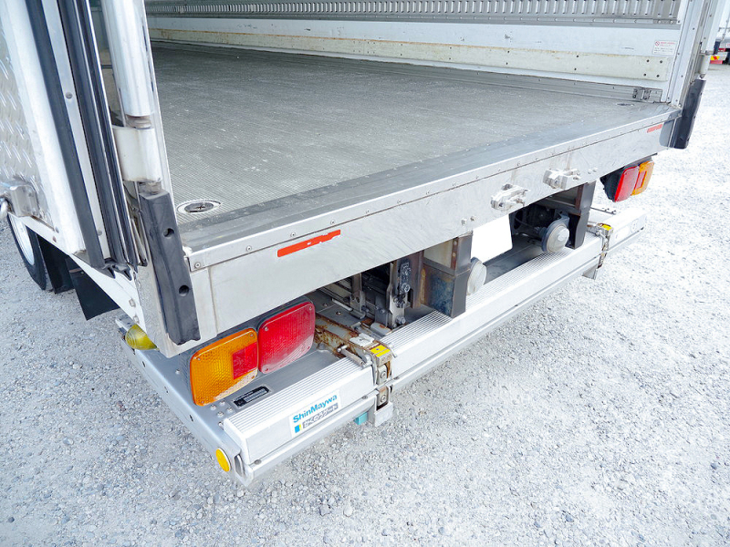 日野 冷凍バン レンジャープロ|中古トラックの販売・買取・査定のアイナビ