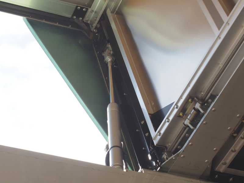 いすゞ ウイング車 ギガ|中古トラックの販売・買取・査定のアイナビ