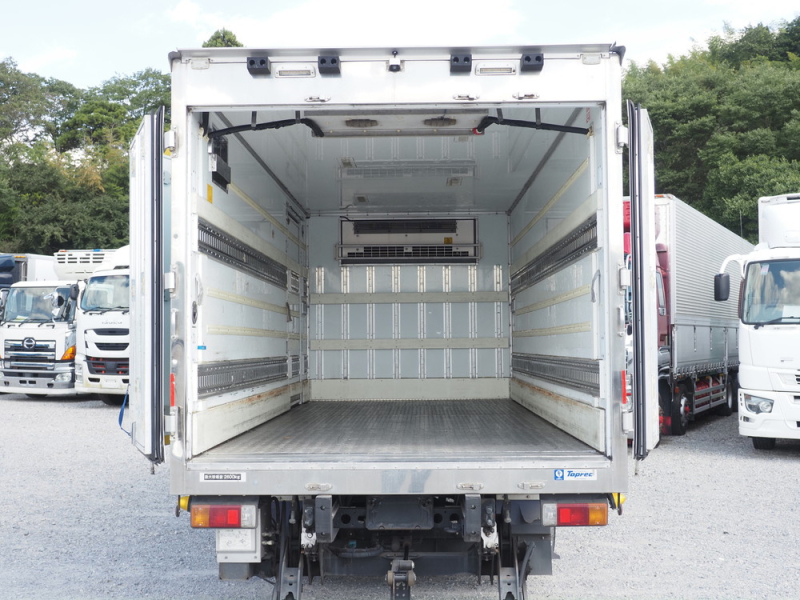 日野 冷凍バン デュトロ|中古トラックの販売・買取・査定のアイナビ