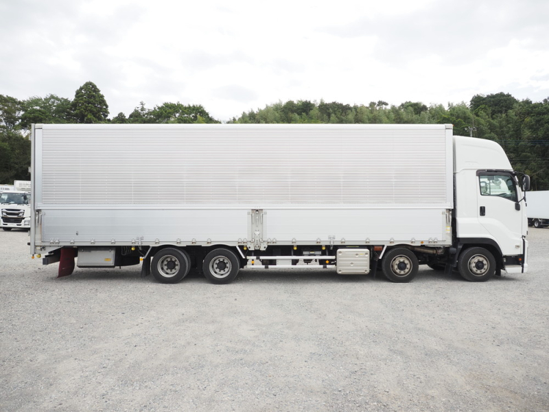 いすゞ ウイング車 ギガ|中古トラックの販売・買取・査定のアイナビ