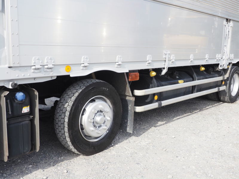 いすゞ ウイング車 ギガ|中古トラックの販売・買取・査定のアイナビ