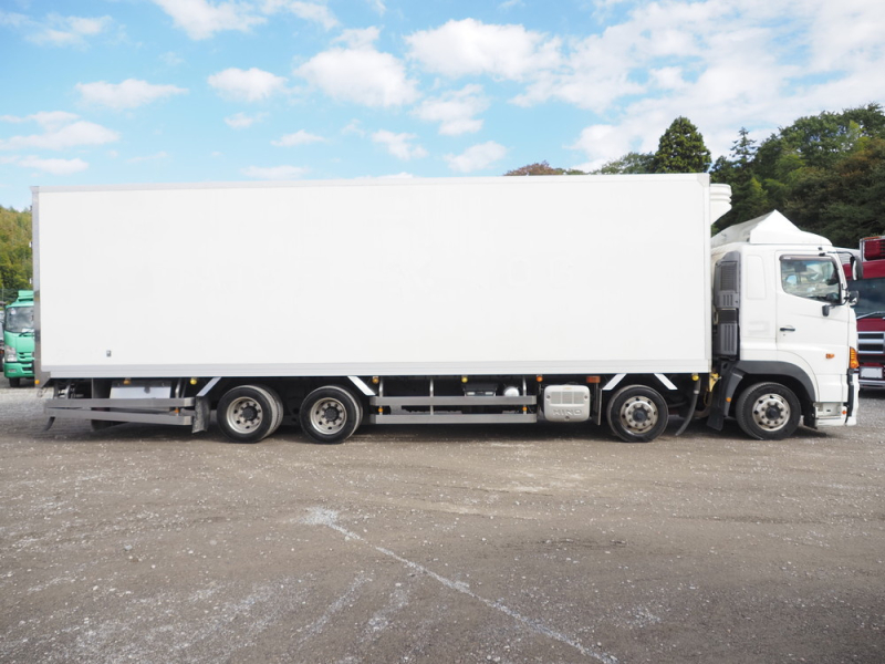 日野 冷凍バン プロフィア|中古トラックの販売・買取・査定のアイナビ