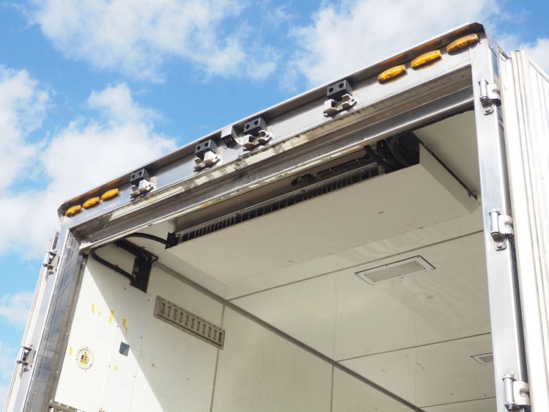 日野 冷凍バン プロフィア|中古トラックの販売・買取・査定のアイナビ