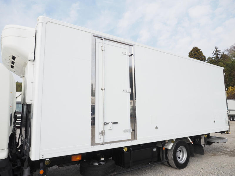 日野 冷凍バン レンジャープロ|中古トラックの販売・買取・査定のアイナビ