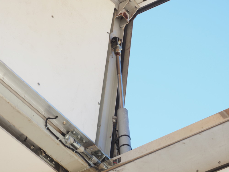 いすゞ ウイング車 ギガ|中古トラックの販売・買取・査定のアイナビ