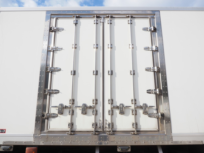 いすゞ 冷凍バン ギガ|中古トラックの販売・買取・査定のアイナビ