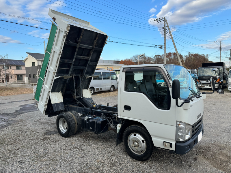 エルフ|中古トラックの販売・買取・査定のアイナビ