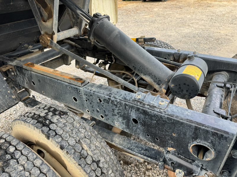 エルフ|中古トラックの販売・買取・査定のアイナビ