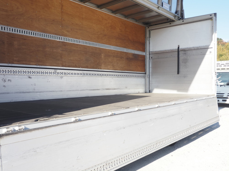 いすゞ ウイング車 フォワード|中古トラックの販売・買取・査定のアイナビ