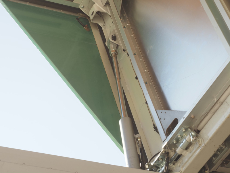 いすゞ ウイング車 フォワード|中古トラックの販売・買取・査定のアイナビ