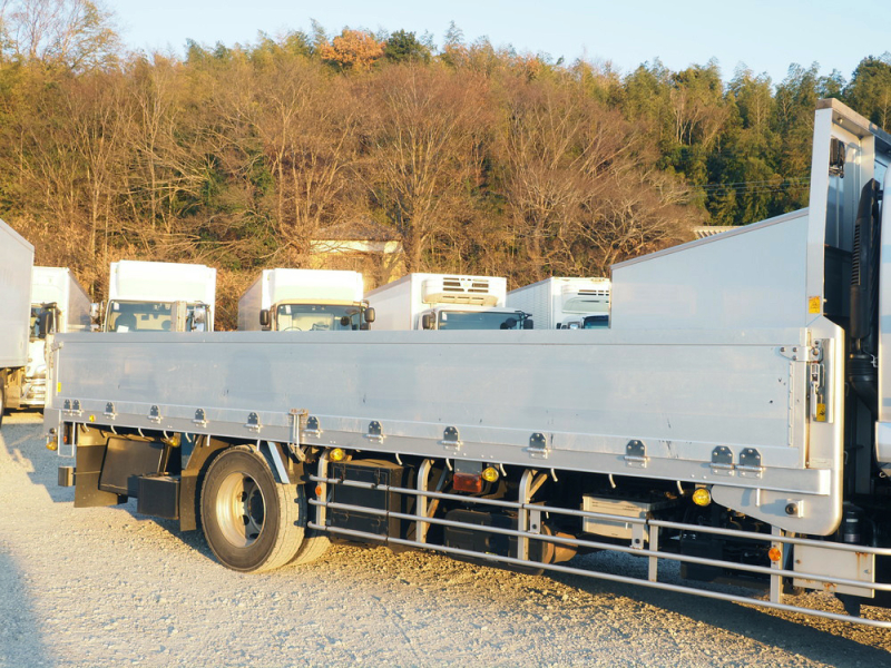 いすゞ 平ボディ フォワード|中古トラックの販売・買取・査定のアイナビ