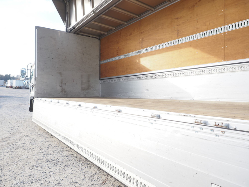 いすゞ ウイング車 フォワード|中古トラックの販売・買取・査定のアイナビ