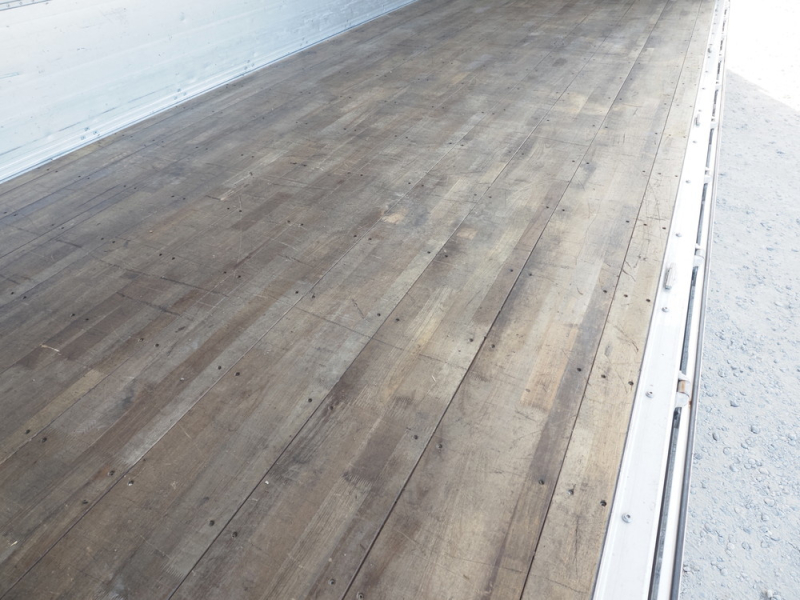 いすゞ ウイング車 フォワード|中古トラックの販売・買取・査定のアイナビ