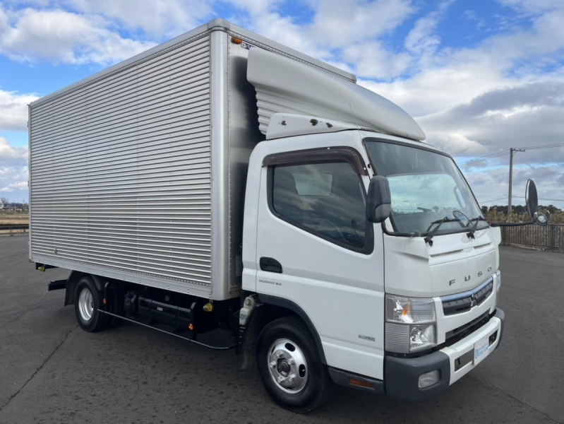 平成29年キャンターワイドロングアルミバン準中型対応|中古トラックの販売・買取・査定のアイナビ