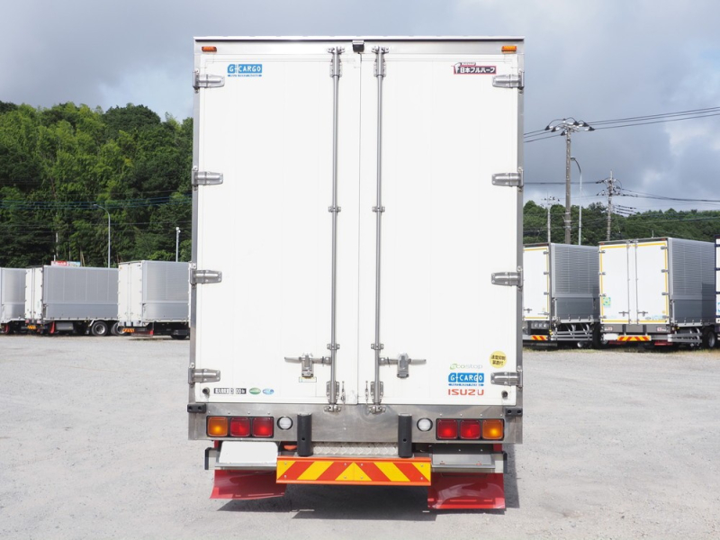 いすゞ ウイング車 ギガ|中古トラックの販売・買取・査定のアイナビ