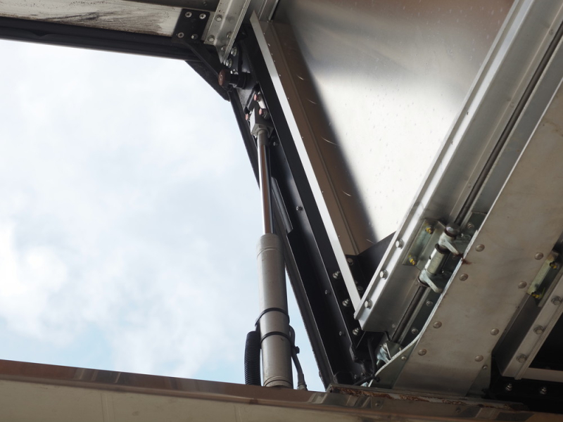 いすゞ ウイング車 ギガ|中古トラックの販売・買取・査定のアイナビ