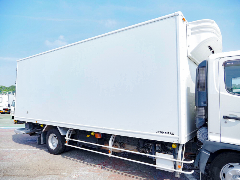 日野 冷凍バン レンジャー|中古トラックの販売・買取・査定のアイナビ