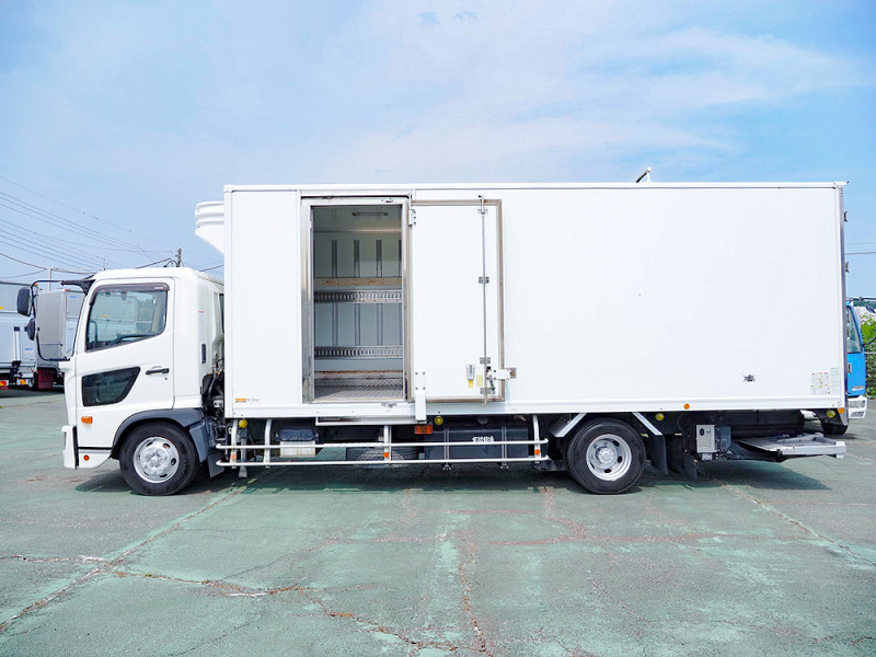 日野 冷凍バン レンジャー|中古トラックの販売・買取・査定のアイナビ