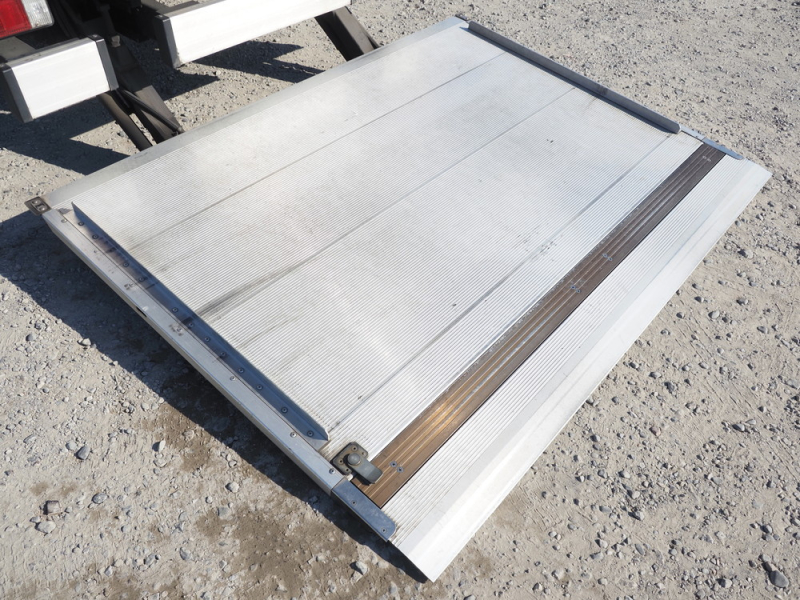 日野 バン車 デュトロ|中古トラックの販売・買取・査定のアイナビ