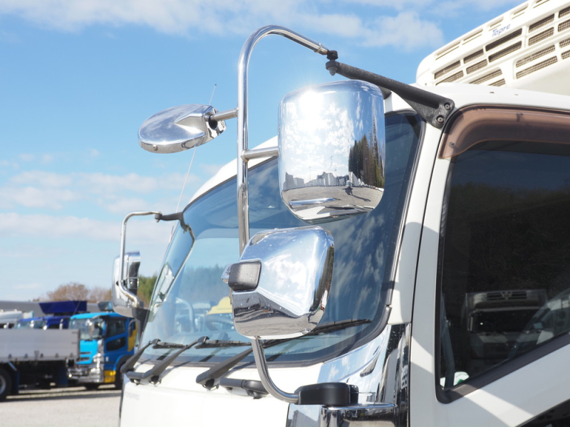 いすゞ 冷凍バン フォワード|中古トラックの販売・買取・査定のアイナビ