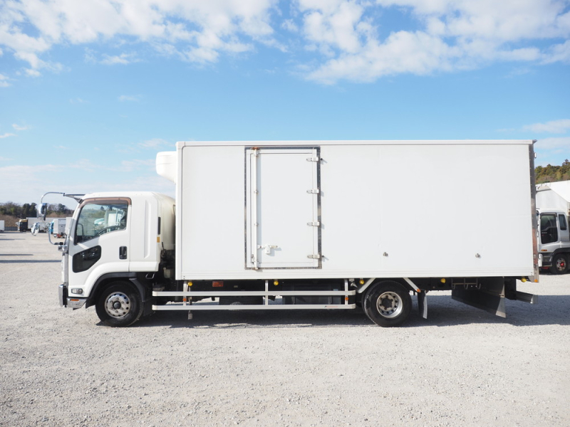 いすゞ 冷凍バン フォワード|中古トラックの販売・買取・査定のアイナビ