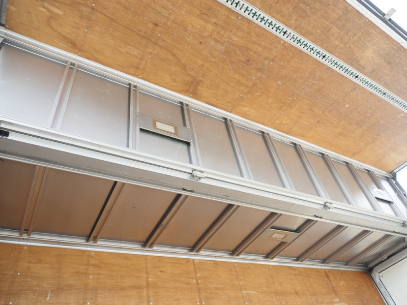 いすゞ ウイング車 フォワード|中古トラックの販売・買取・査定のアイナビ