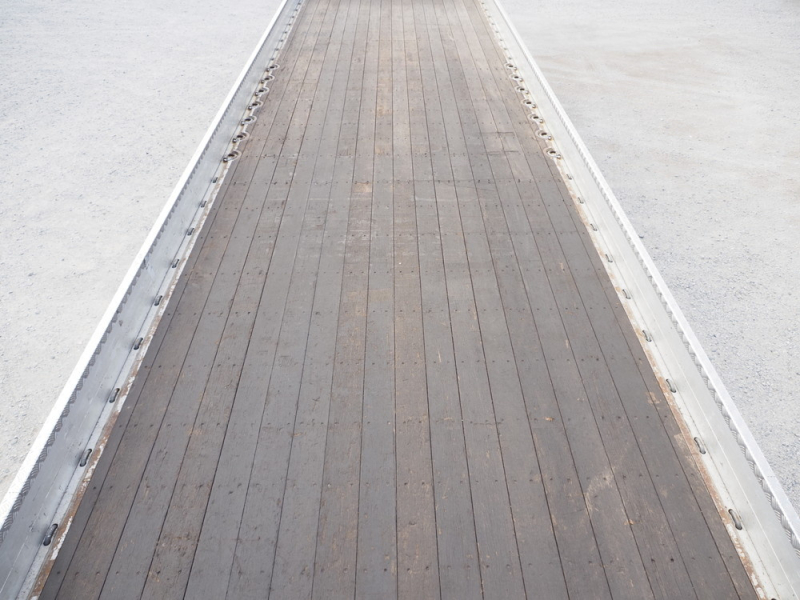 いすゞ 平ボディ ギガ|中古トラックの販売・買取・査定のアイナビ