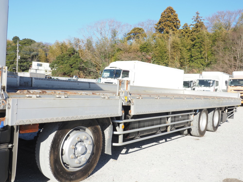 いすゞ 平ボディ ギガ|中古トラックの販売・買取・査定のアイナビ