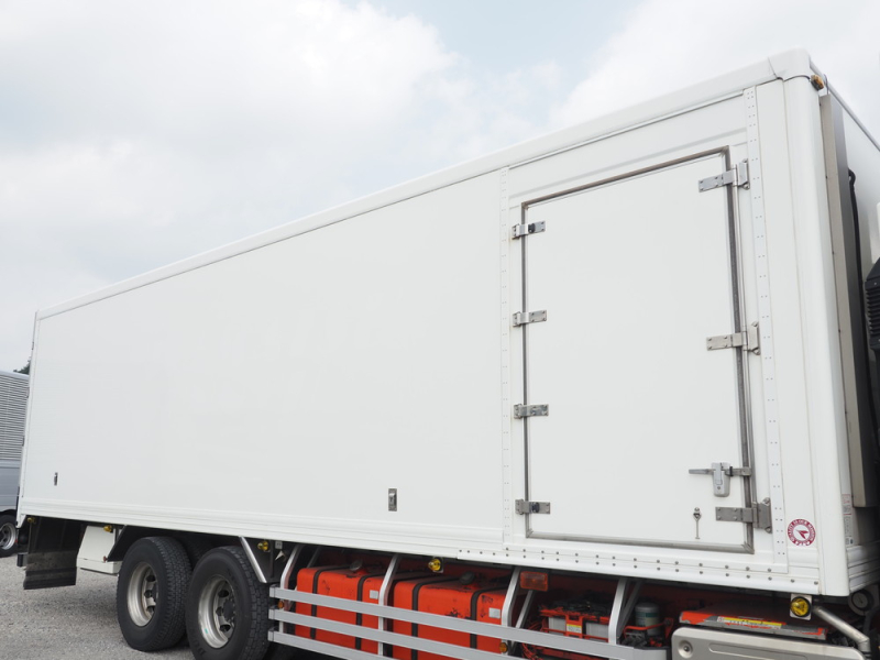 いすゞ 冷凍バン ギガ|中古トラックの販売・買取・査定のアイナビ