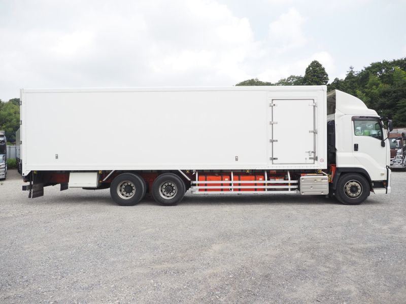 いすゞ 冷凍バン ギガ|中古トラックの販売・買取・査定のアイナビ