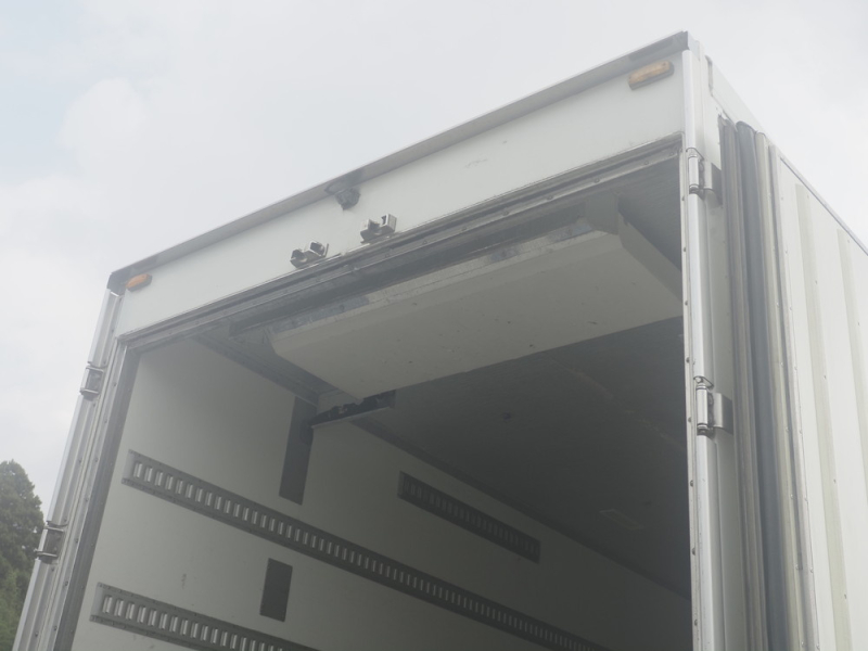 いすゞ 冷凍バン ギガ|中古トラックの販売・買取・査定のアイナビ