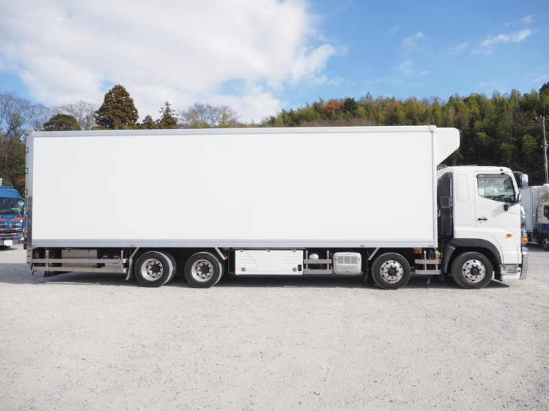 日野 冷凍バン プロフィア|中古トラックの販売・買取・査定のアイナビ