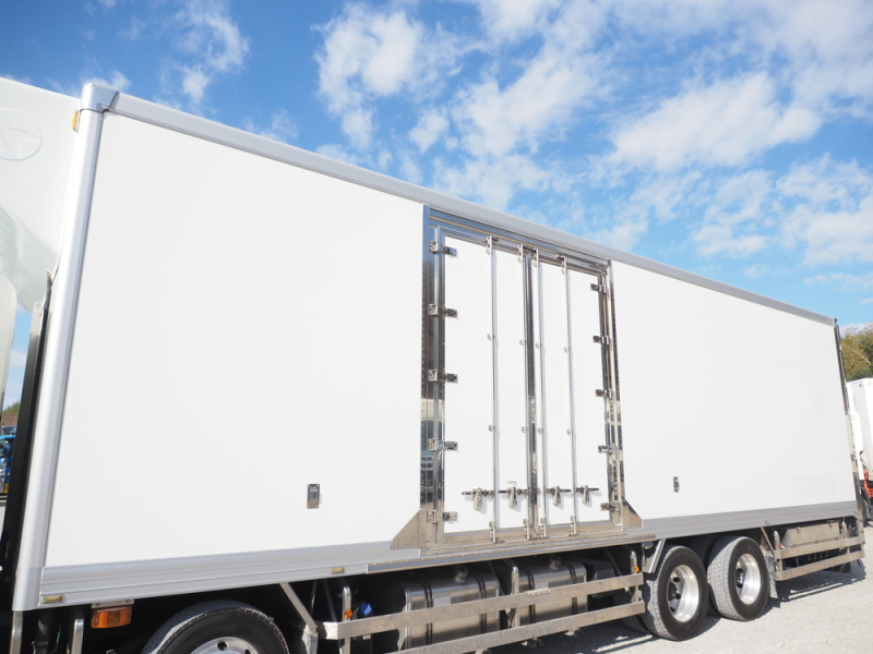 日野 冷凍バン プロフィア|中古トラックの販売・買取・査定のアイナビ