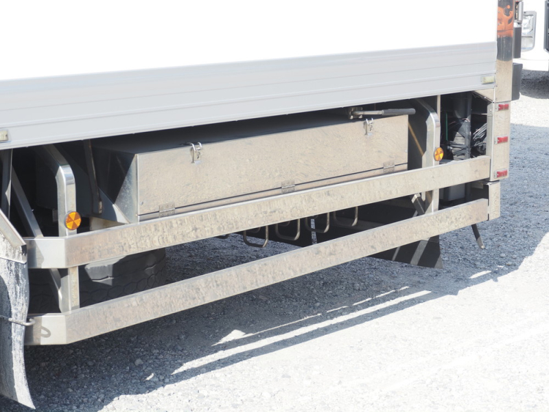 日野 冷凍バン プロフィア|中古トラックの販売・買取・査定のアイナビ