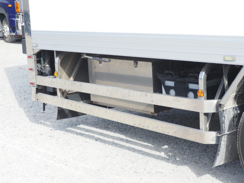 日野 冷凍バン プロフィア|中古トラックの販売・買取・査定のアイナビ