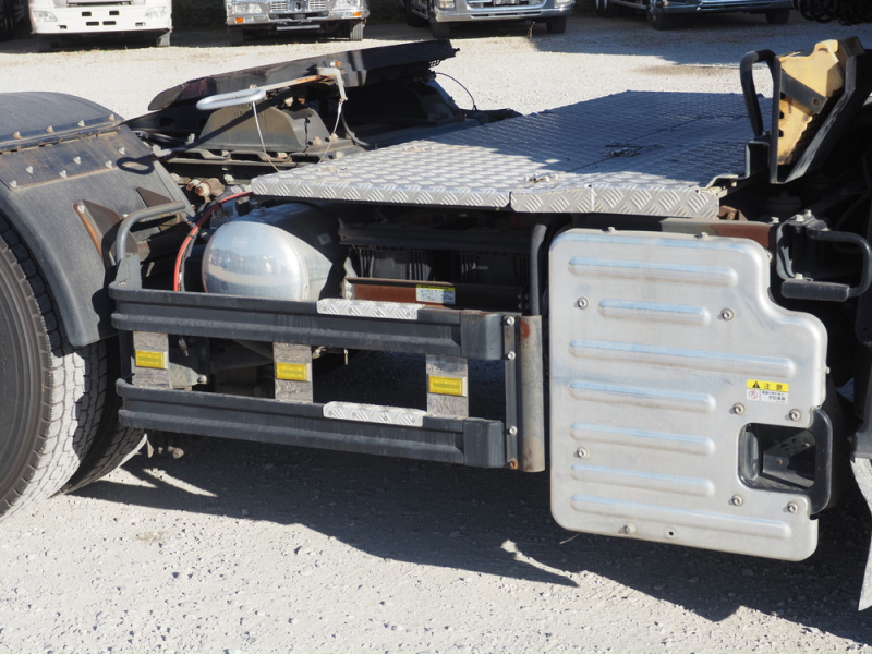 いすゞ トラクタ ギガ|中古トラックの販売・買取・査定のアイナビ