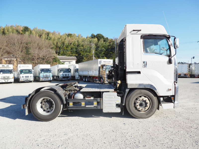 いすゞ トラクタ ギガ|中古トラックの販売・買取・査定のアイナビ