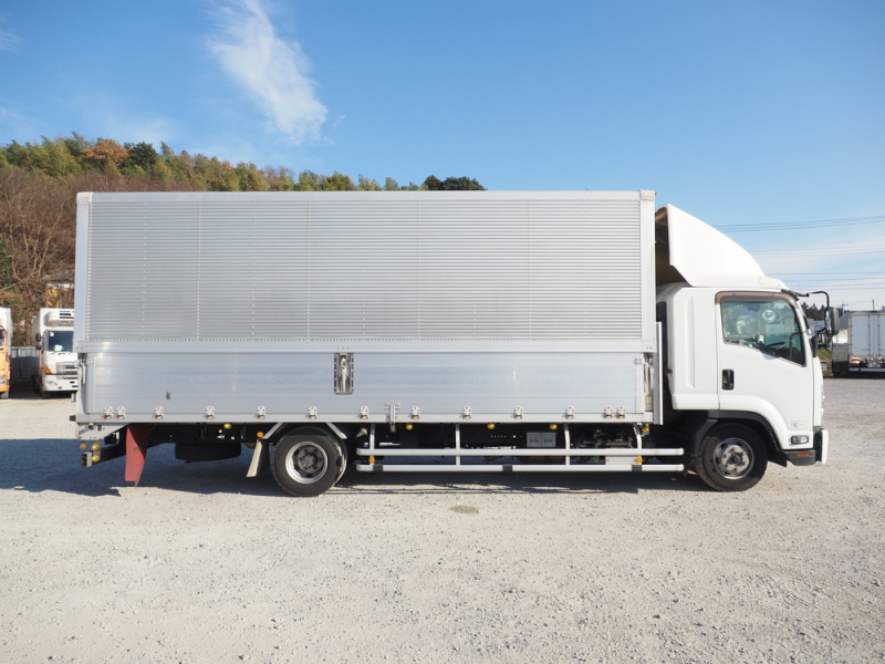 いすゞ ウイング車 フォワード|中古トラックの販売・買取・査定のアイナビ