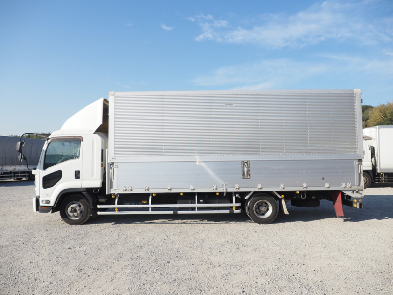 いすゞ ウイング車 フォワード|中古トラックの販売・買取・査定のアイナビ