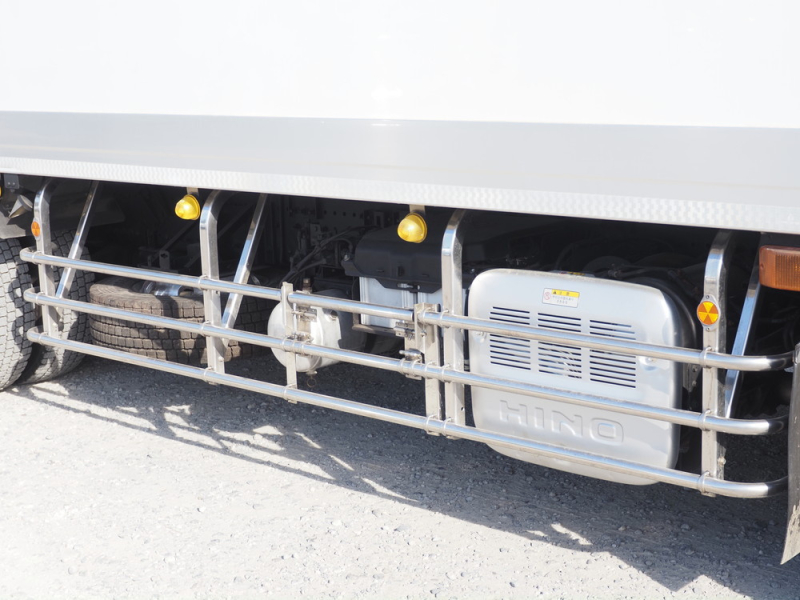 日野 冷凍バン プロフィア|中古トラックの販売・買取・査定のアイナビ