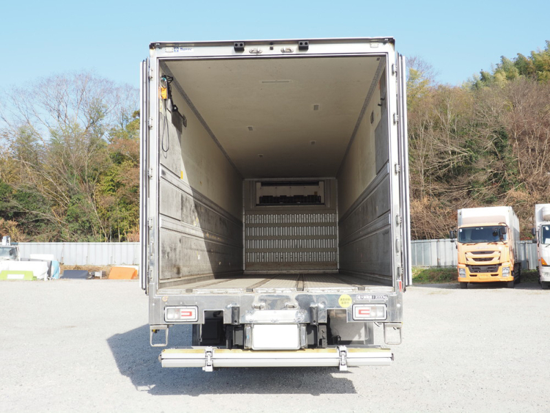 日野 冷凍バン プロフィア|中古トラックの販売・買取・査定のアイナビ
