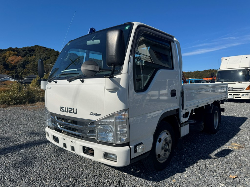 平成30年式☆カスタム仕様 10尺平ボデー 積載3t|中古トラックの販売・買取・査定のアイナビ