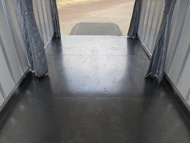 いすゞ 令和2年式 中温仕様 冷凍バン|中古トラックの販売・買取・査定のアイナビ