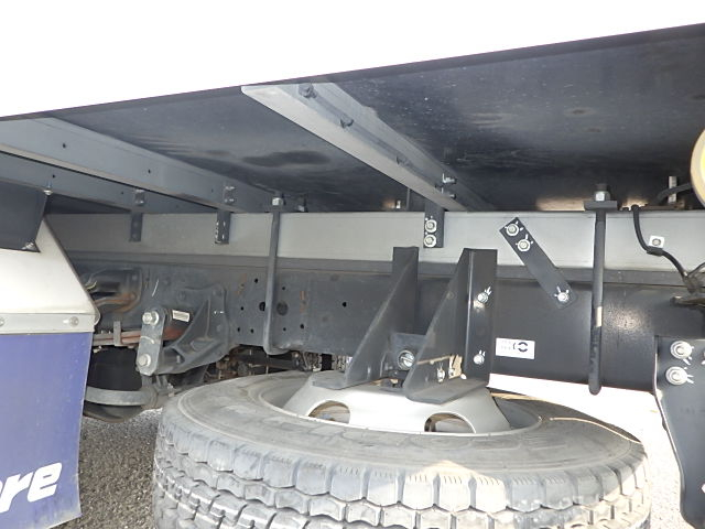 いすゞ 令和2年式 中温仕様 冷凍バン|中古トラックの販売・買取・査定のアイナビ