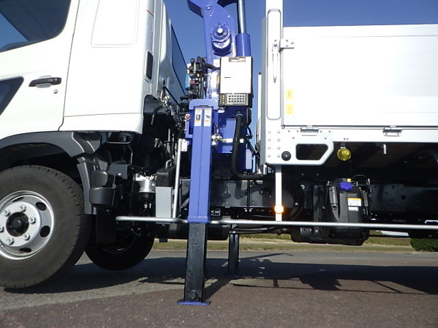 日野 令和7年式 クレーン付きアルミ平 中間ワイド|中古トラックの販売・買取・査定のアイナビ