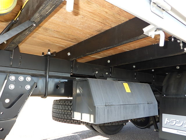 日野 令和7年式 クレーン付きアルミ平 中間ワイド|中古トラックの販売・買取・査定のアイナビ