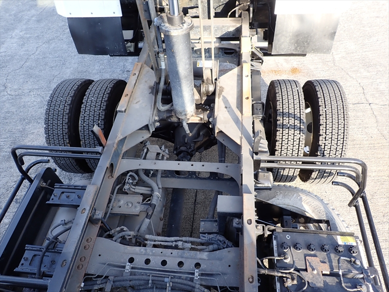 【349897】いすゞ フォワード 土砂ダンプ|中古トラックの販売・買取・査定のアイナビ