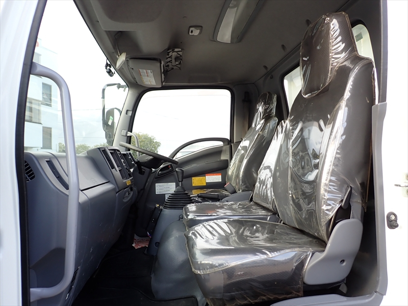 【349897】いすゞ フォワード 土砂ダンプ|中古トラックの販売・買取・査定のアイナビ